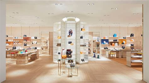 louis vuitton bijenkorf rotterdam